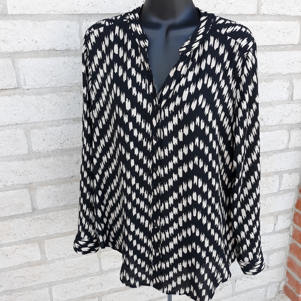 Flowy Chico's Blouse